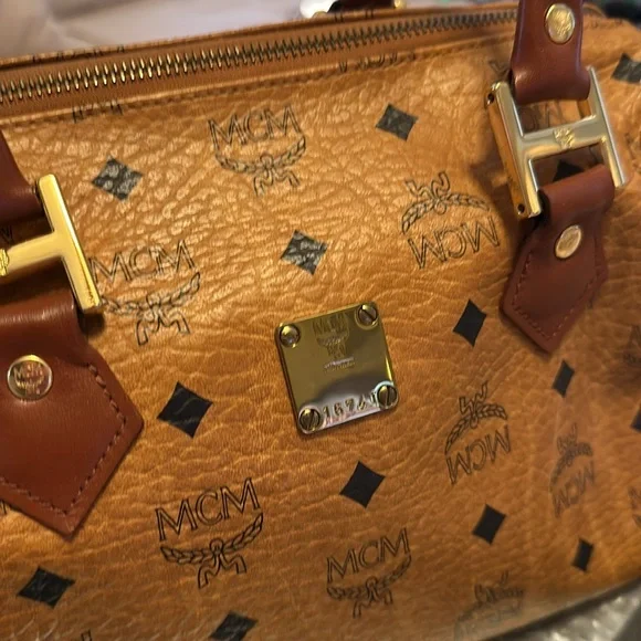 MCM Boston Bag - Picture 8 of 16